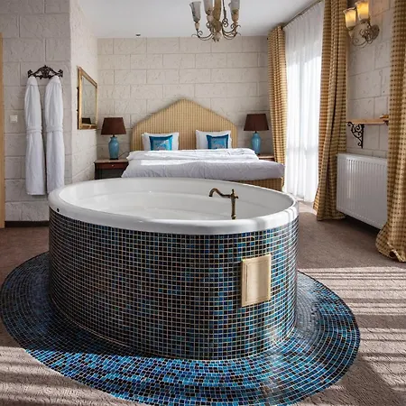 Hotel Azzun Orient Spa&Wellness Kromerowo Exterior photo