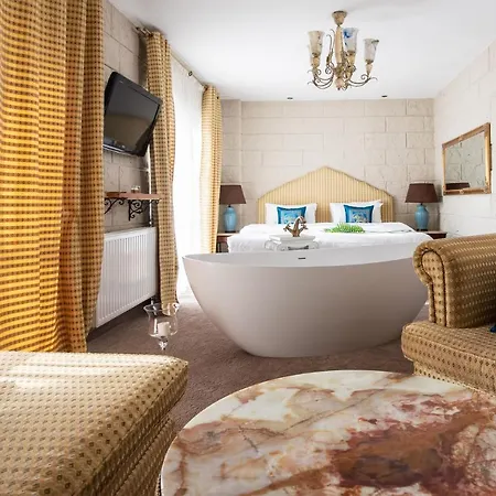 Hotel Azzun Orient Spa&Wellness Kromerowo Exterior photo