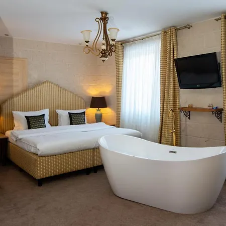 Hotel Azzun Orient Spa&Wellness Kromerowo Room photo