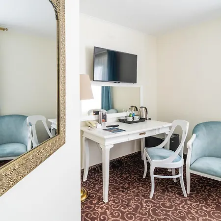 Hotel Azzun Orient Spa&Wellness Kromerowo Room photo