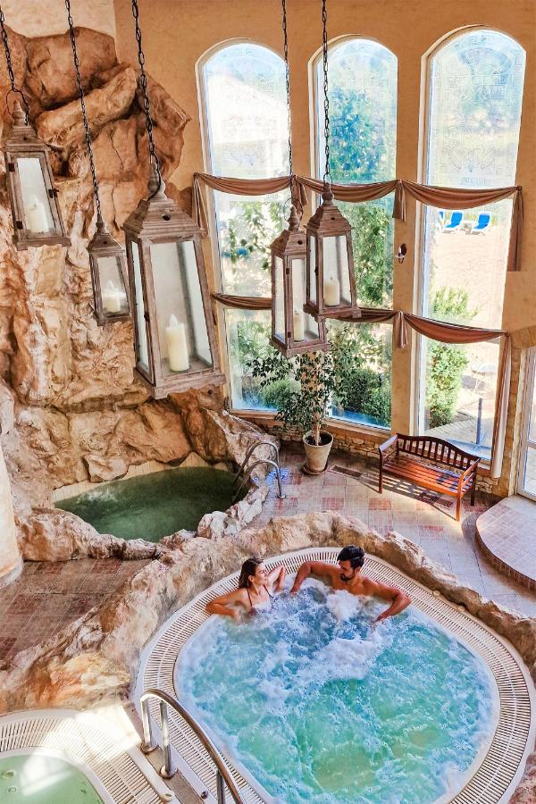Hotell Azzun Orient Spa&wellness Kromerowo