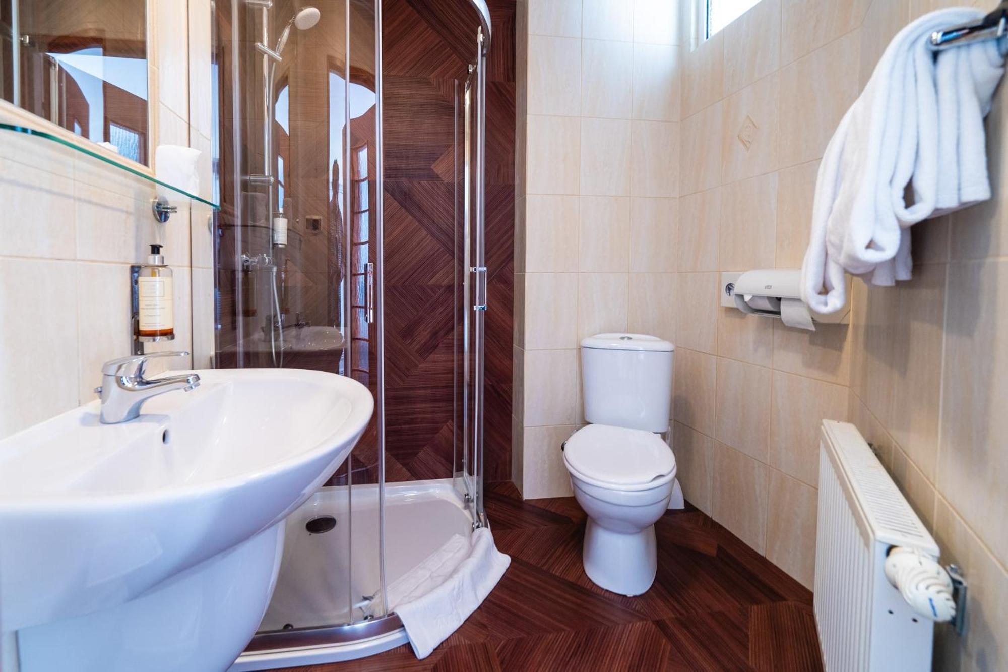 Hotell Azzun Orient Spa&wellness Kromerowo