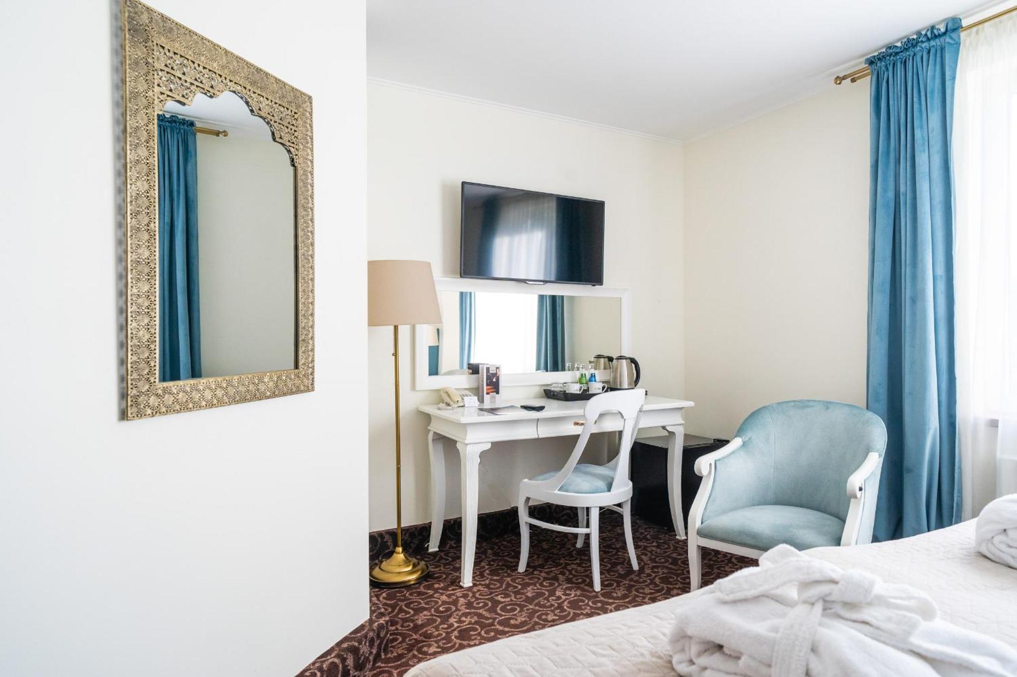 Azzun Orient Spa&wellness Hotell 4*